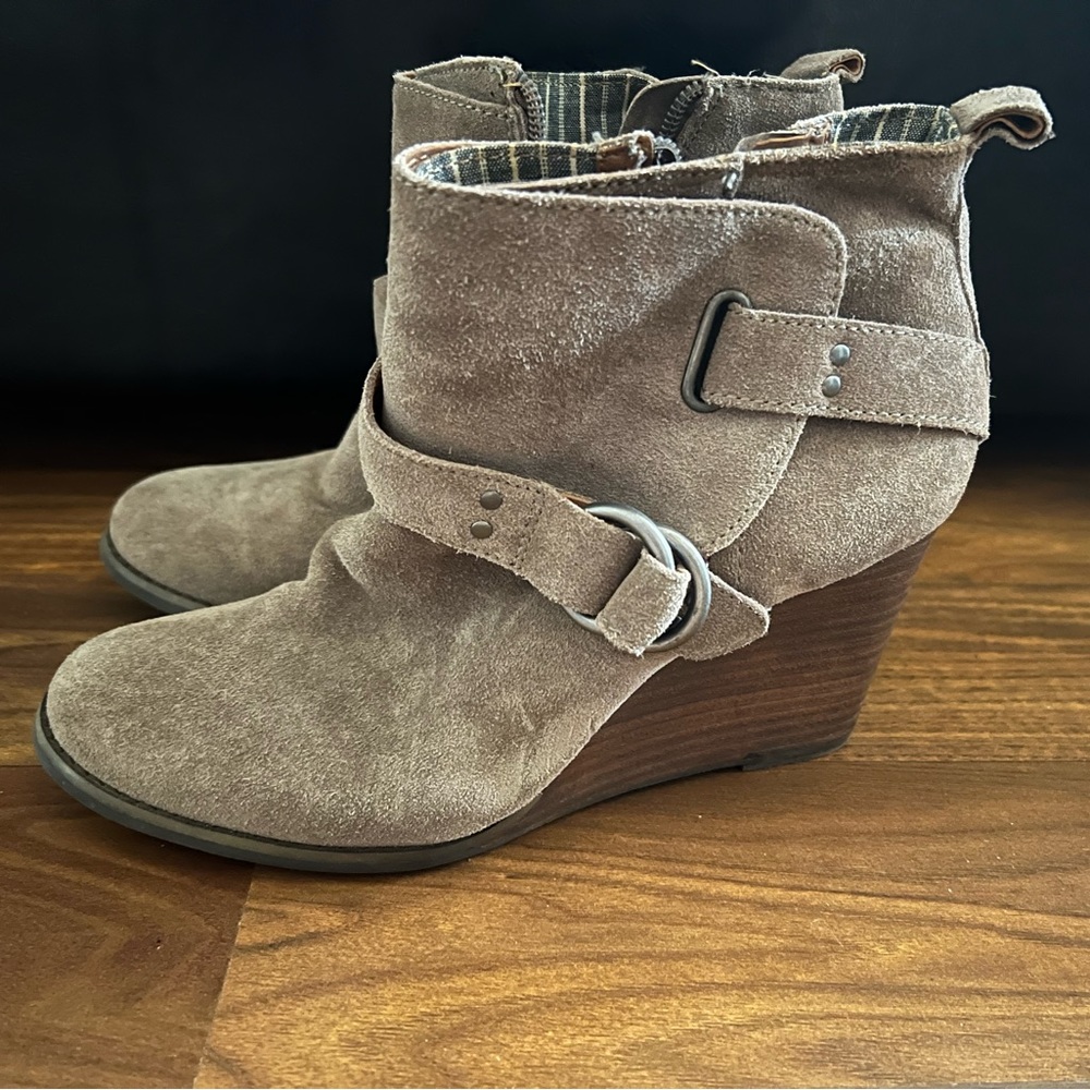 Lucky brand Boots good condition